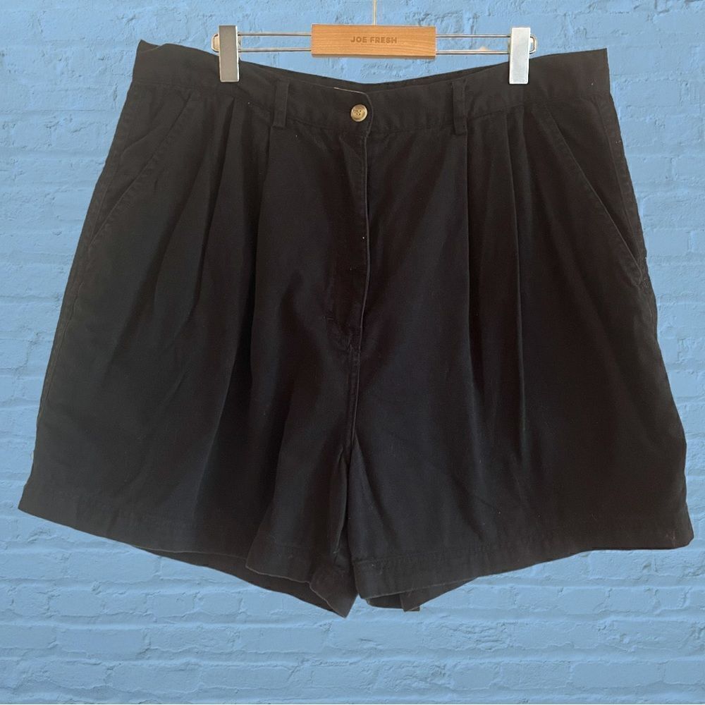 Vintage 90s Northern Spirit black high waist shorts